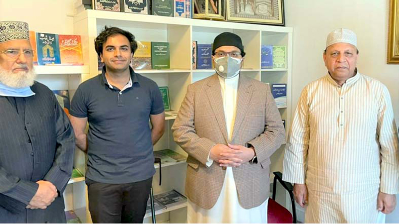 ڈاکٹر حسین محی الدین قادری کی ہالینڈ میں پاکستانی کمیونٹی سے ملاقات