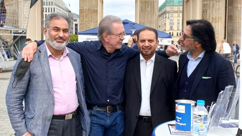 برلن: منہاج القرآن جرمنی کے رہنماؤں کی سیاسی جماعت Team Todenhöfer کے سربراہ سے  ملاقات