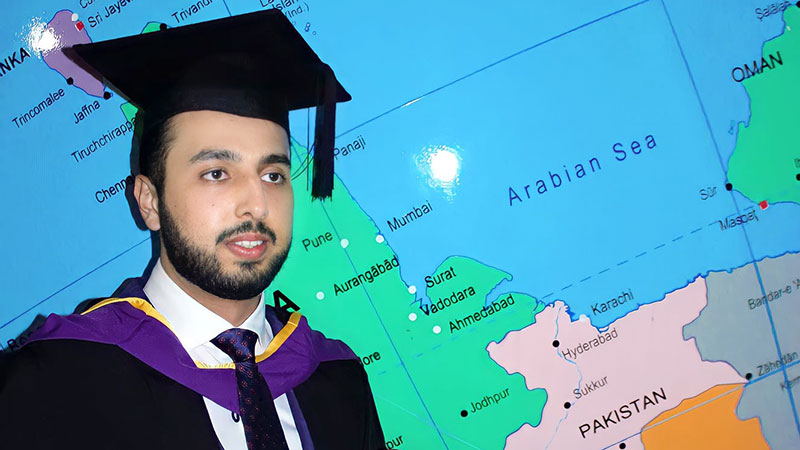 شیخ حماد مصطفی المدنی القادری نے ماسٹر ڈگری مکمل کر لی