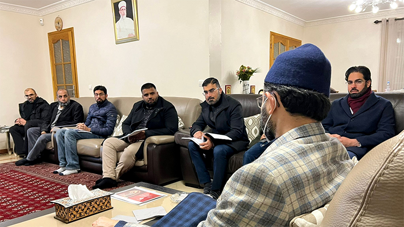 MWF & MTS teams brief Dr Hassan Mohi-ud-Din Qadri