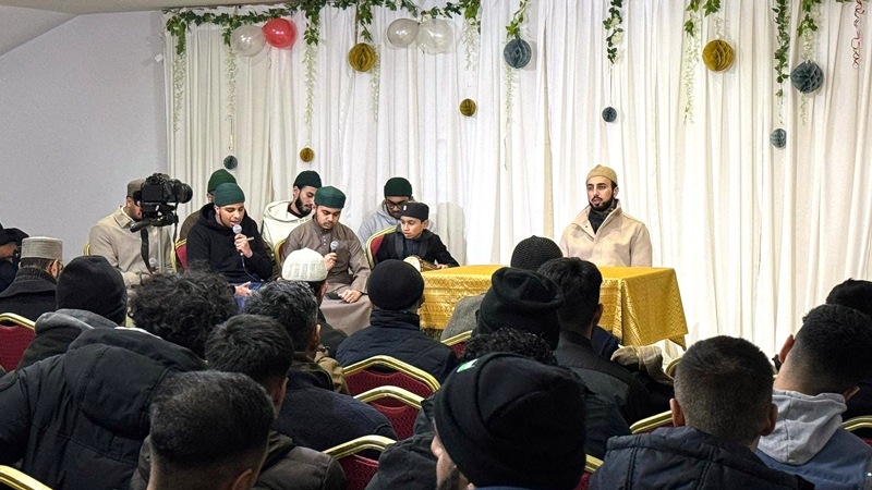 Sheffield: Shaykh Hammad delivers a lecture on "The Flight of the Heart to Higher Kingdoms"