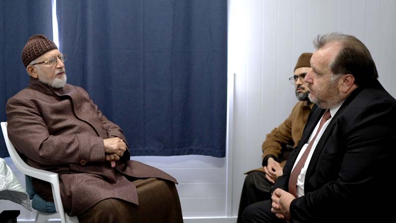 Senior Australian parliamentarian calls on Shaykh-ul-Islam Dr Muhammad Tahir-ul-Qadri