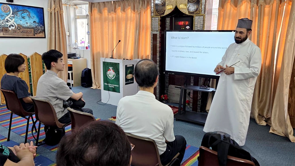 منہاج القرآن اسلامک سنٹر کھواٸی چنگ میں Ecclesia Theological Seminary کے وفد کا دورہ