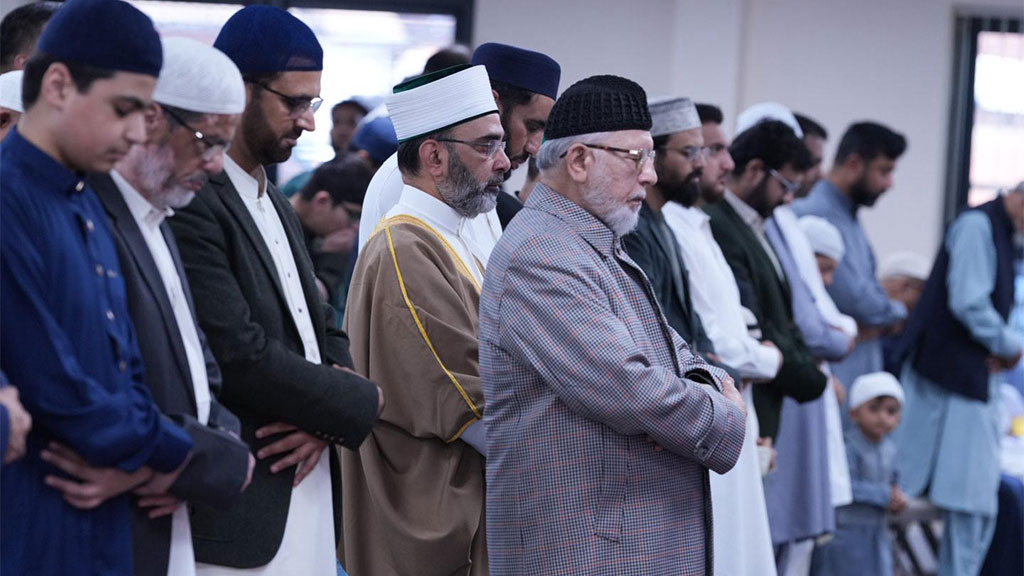 UK, Walsall: His Eminence Shaykh-ul-Islam Dr. Muhammad Tahir-ul-Qadri offered Eid al-Adha prayers at Minhaj-ul-Quran Islamic Centre, Walsall
